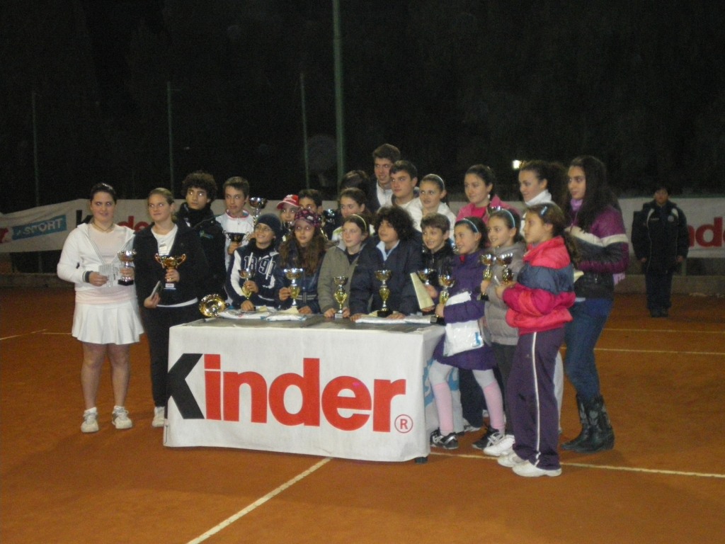 2011-02-KINDER-POSEIDON-GRUPPO  