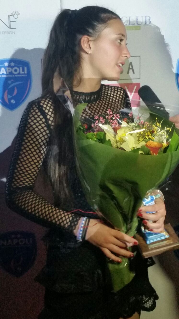 2016-12 donne per napoli