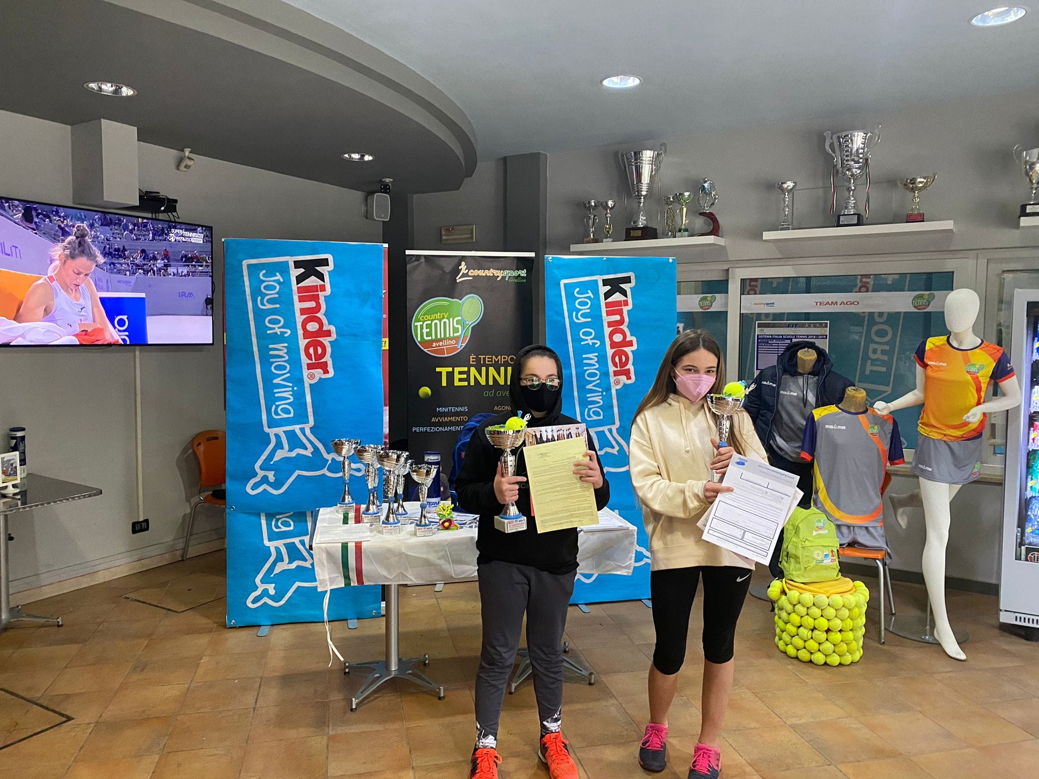 2021-03 Kinder Country Avellino 